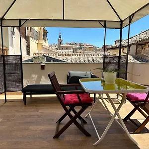 apartamento-canonigo-junto-catedral.besthotelstoledo.com/